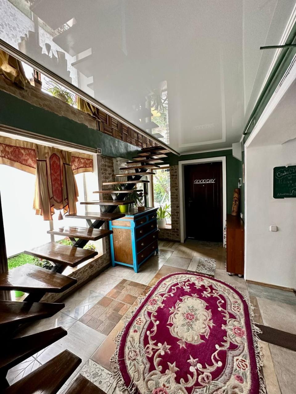Art House Sweet Home Шимкент Екстериор снимка