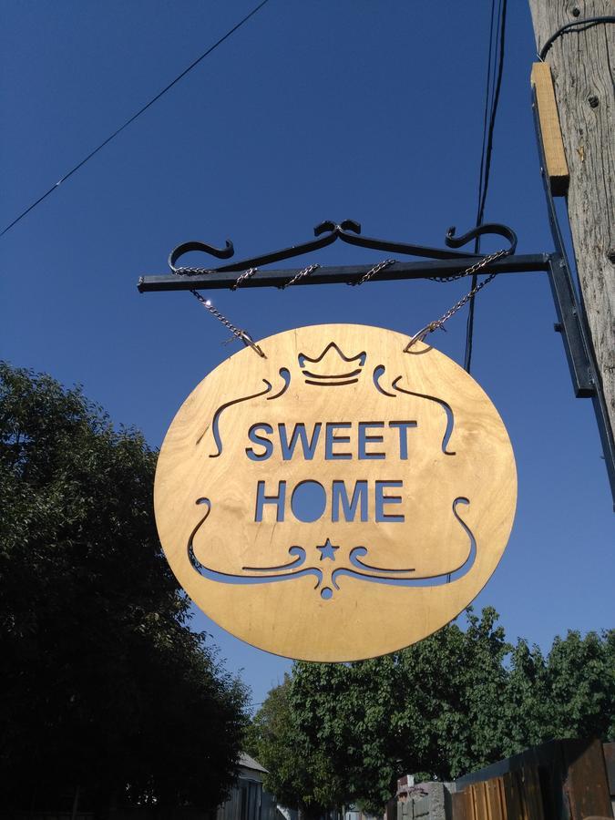 Art House Sweet Home Шимкент Екстериор снимка